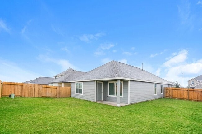 Building Photo - 3020 Wood Lily Dr