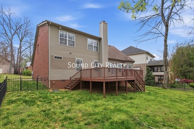 Building Photo - 5112 Bay Overlook Dr