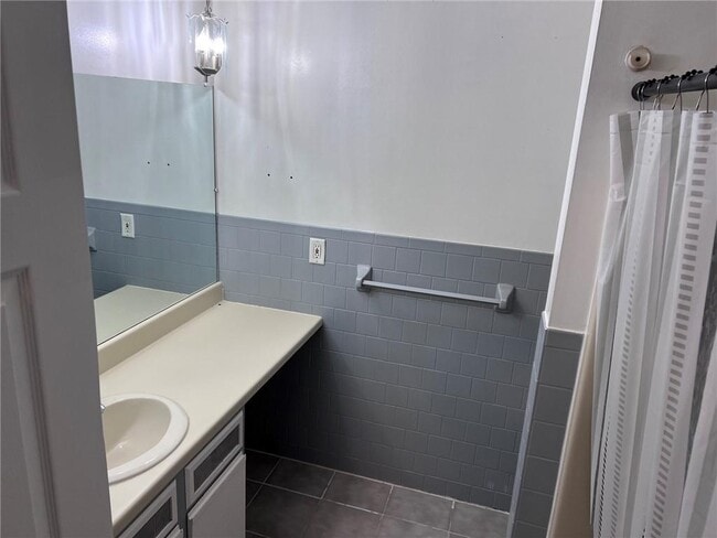 Building Photo - 206 Arthurs Way