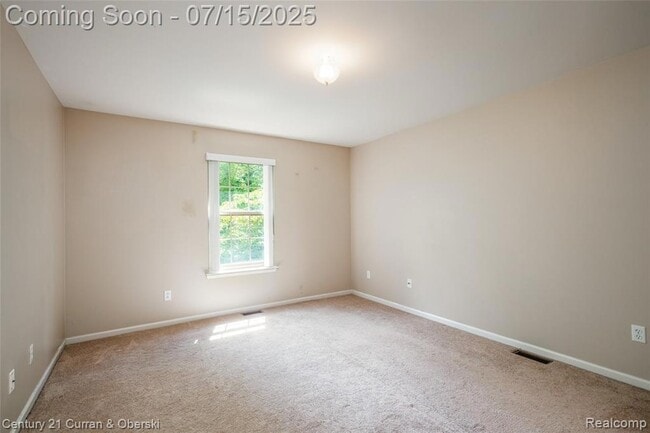 Building Photo - 39660 Rockcrest Ln