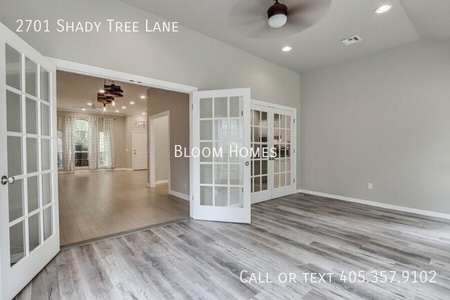 Building Photo - 2701 Shady Tree Ln