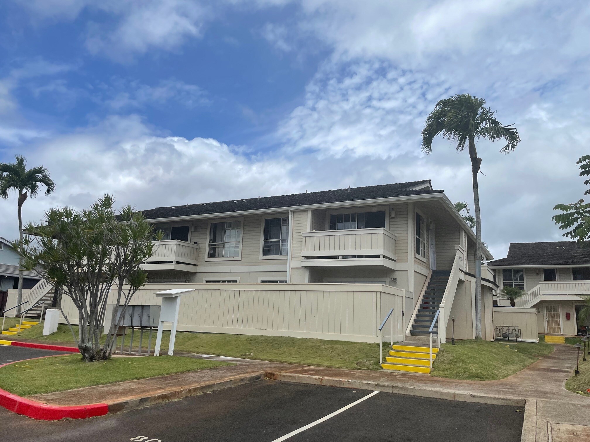 Building Photo - 94-1081 Kepakepa St