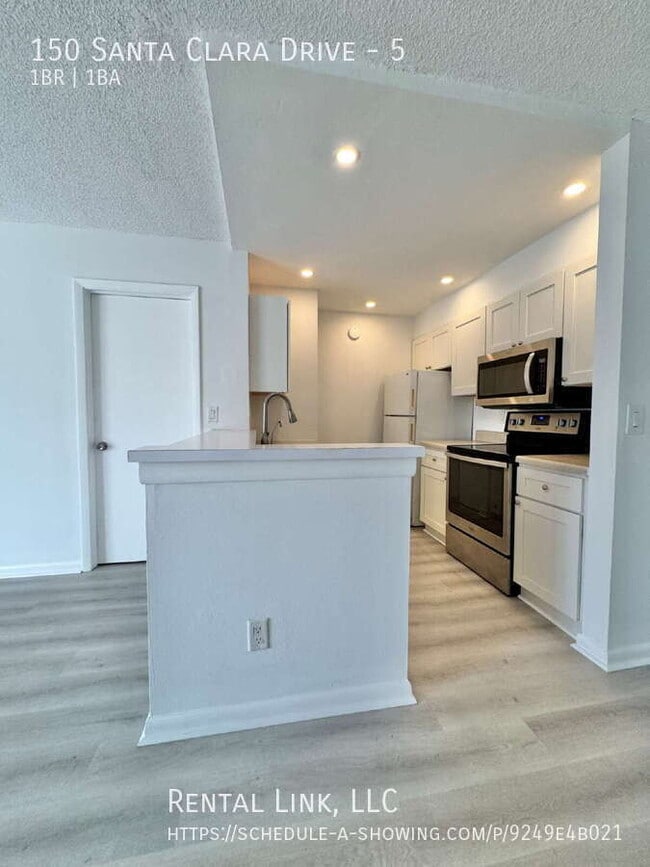 Building Photo - 150 Santa Clara Dr