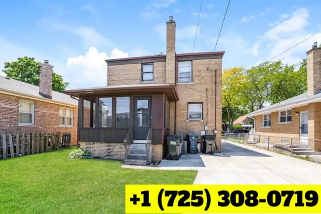 Building Photo - 9147 S Richmond Ave
