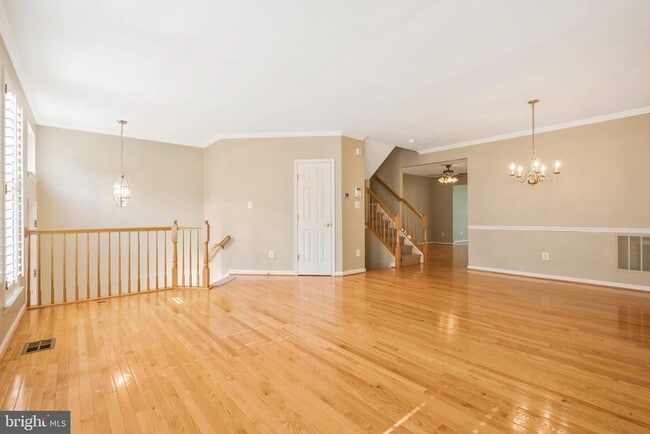 Building Photo - 5587 Governors Pond Cir