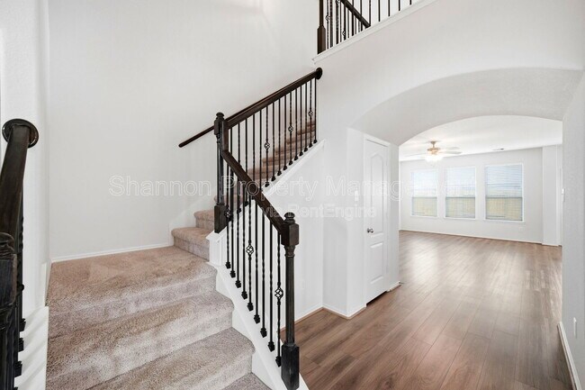 Building Photo - 5309 Camerford Ct