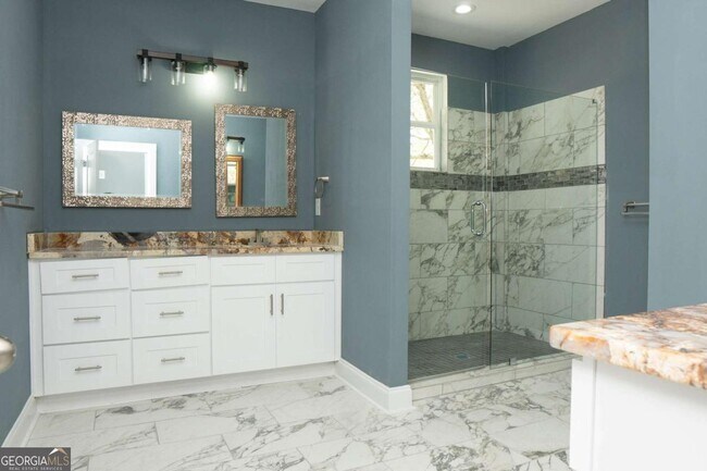 Building Photo - 1433 Merriman Ln NE