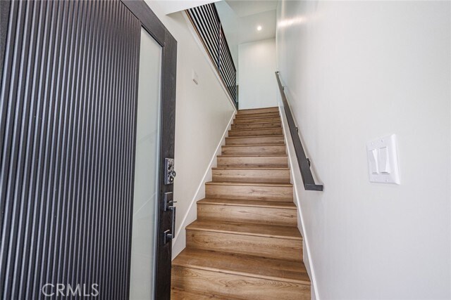 Building Photo - 1859 1/2 S Crenshaw Blvd