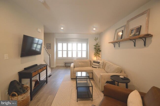 Building Photo - 13943 Airfoil Rd