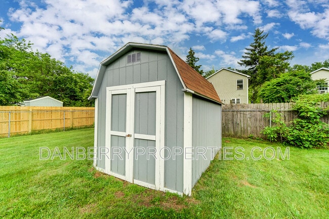 Building Photo - 3539 Turret Green Dr