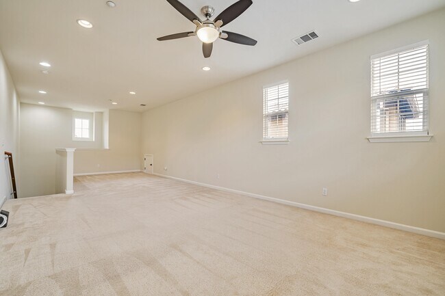 Building Photo - 5266 Fioli Loop