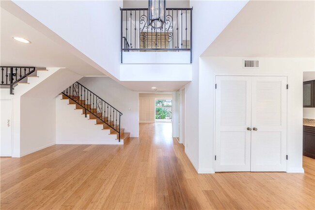 Building Photo - 23 Chicory Way