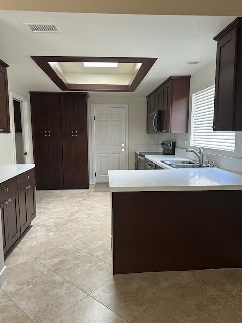 Building Photo - 23657 Cutter Dr