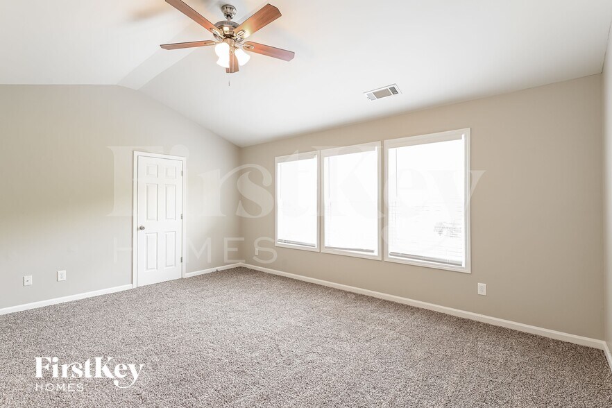 Building Photo - 973 Gather Dr