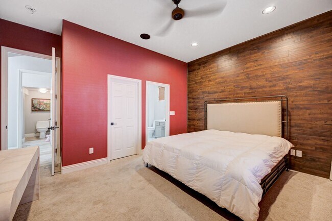 Building Photo - 9738 Bear Trap Ct