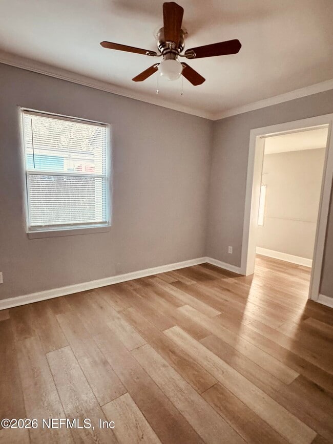 Building Photo - 3926 Ruby Dr W