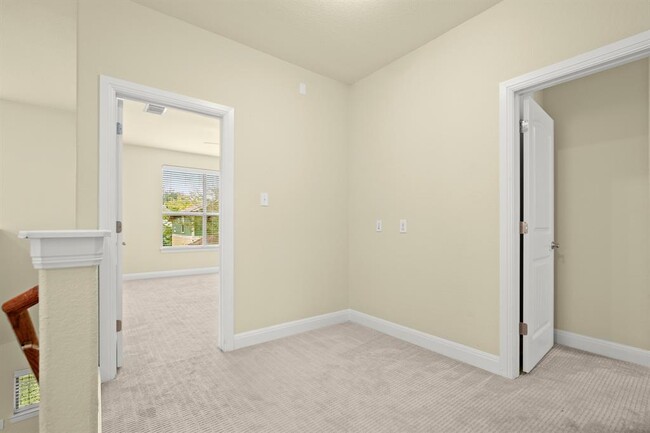 Building Photo - 6708 Menchaca Rd