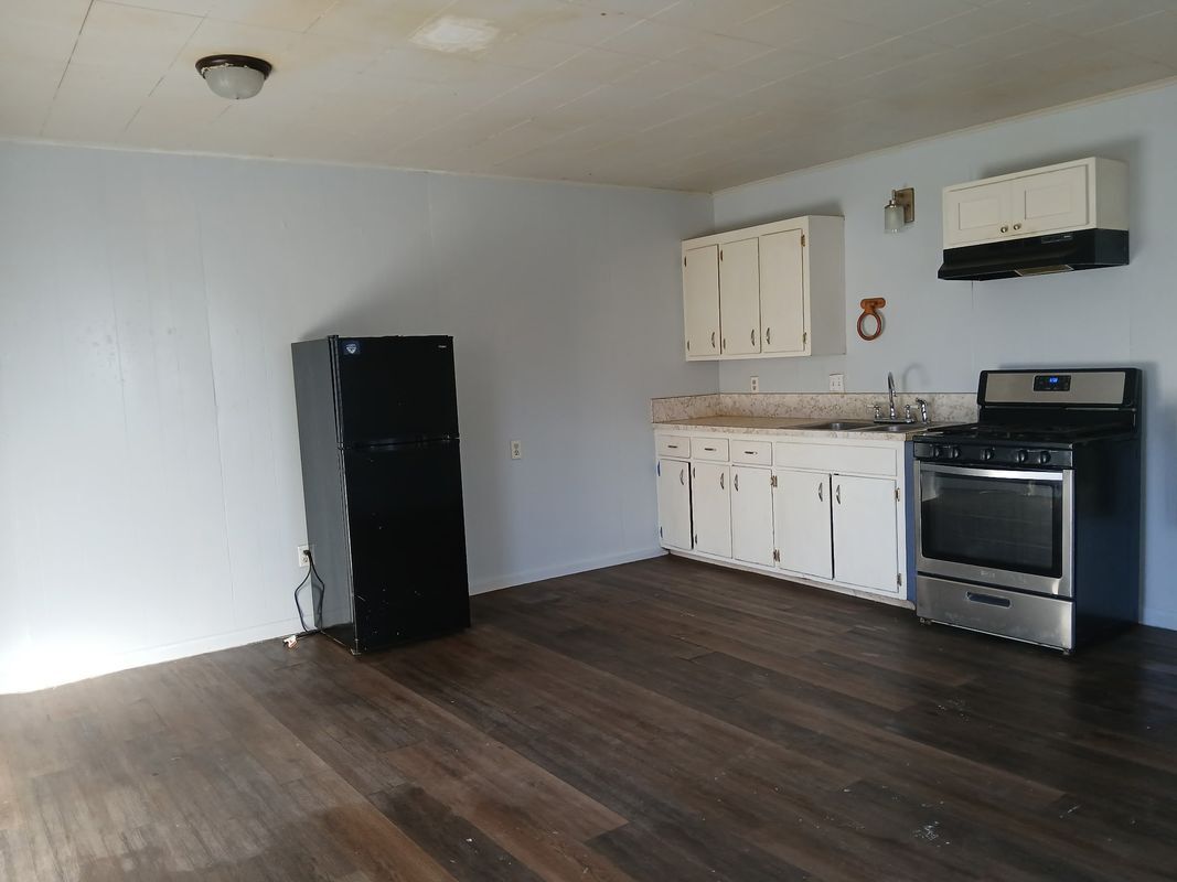 Building Photo - 306 Walnut St