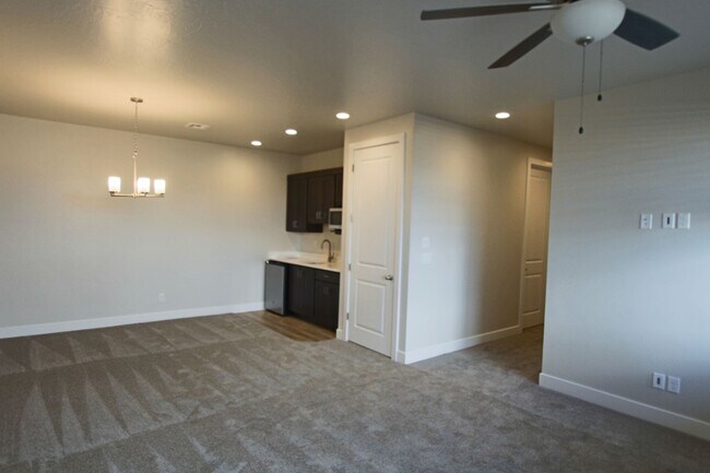 Building Photo - BRAND NEW: 2170+ SQFT and majestic VIEWS