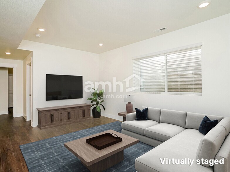 Building Photo - 11553 W Mesquite St