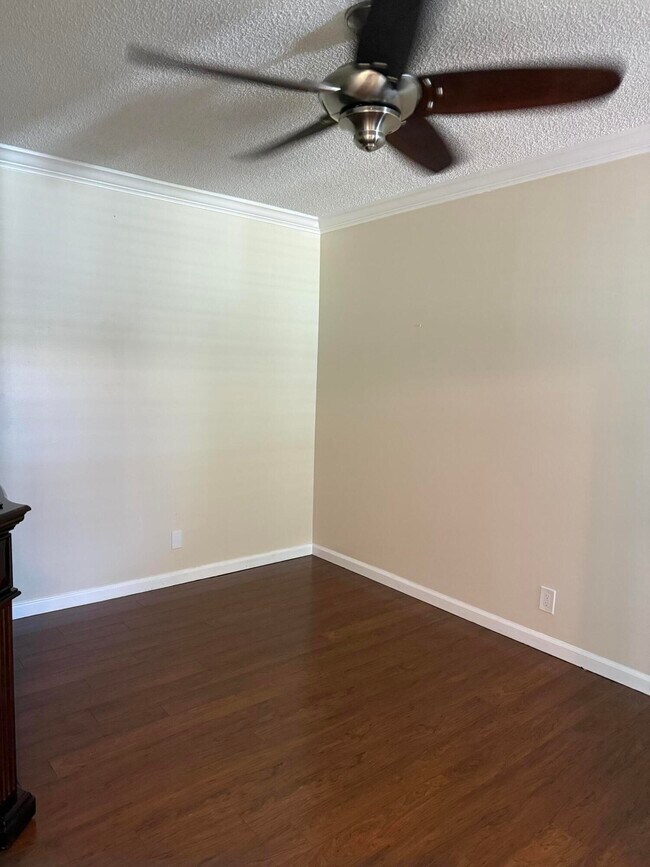 Building Photo - 21583 Villa Nova Dr