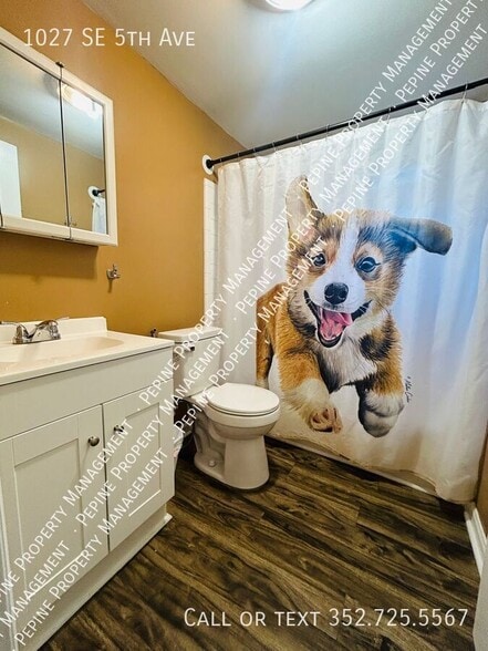 Building Photo - 1027 SE 5th Ave