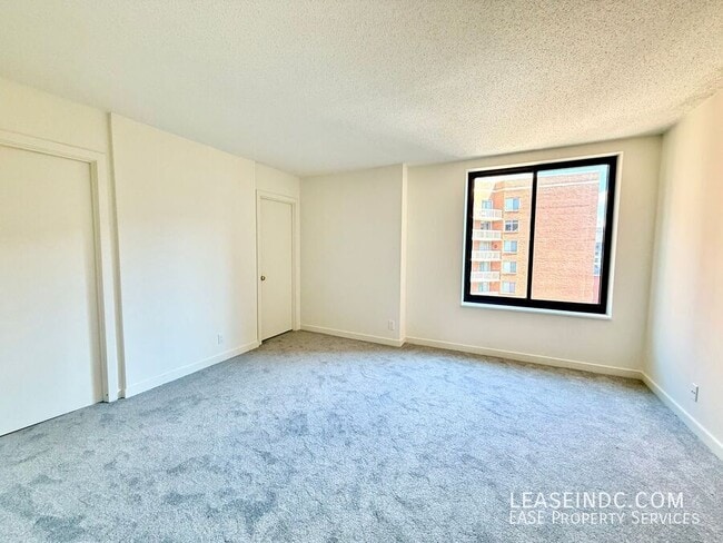 Building Photo - 1099 22nd St NW