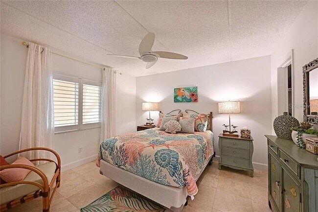 Building Photo - 852 Golden Beach Blvd