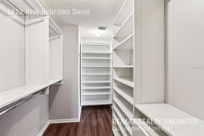 Building Photo - 1812 New Bedford Dr