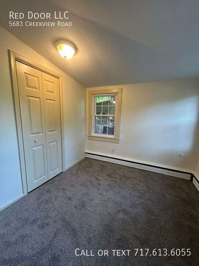 Building Photo - 5683 Creekview Rd