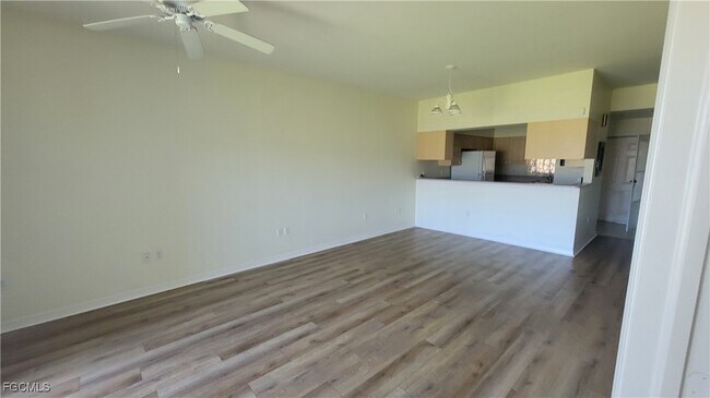 Building Photo - 950 Hancock Creek S Blvd