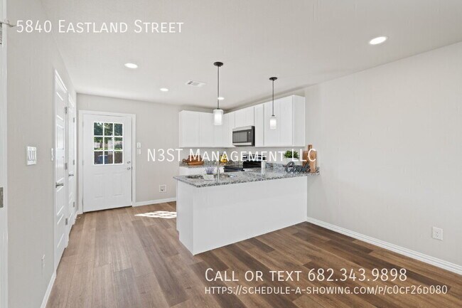 Building Photo - 5840 Eastland St