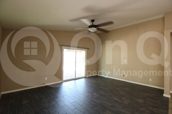 Building Photo - 5513 S 27th Dr