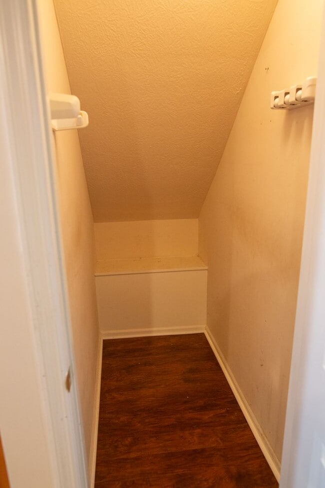 Building Photo - 5036 Ivyvine Blvd