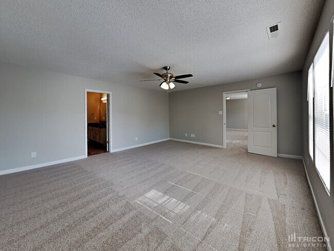 Building Photo - 5104 Mintvale Dr