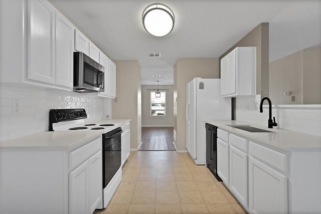 Building Photo - 1477 Greenbrook Dr