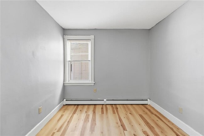 Building Photo - 18 Geneva St