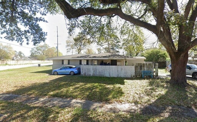 Primary Photo - 11022 Old Hammond Hwy