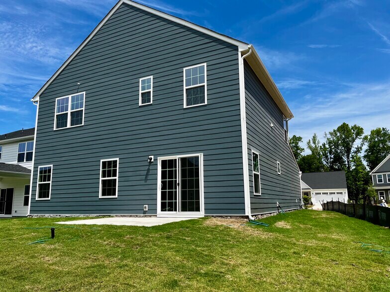 Building Photo - 1209 Cottage Green Dr