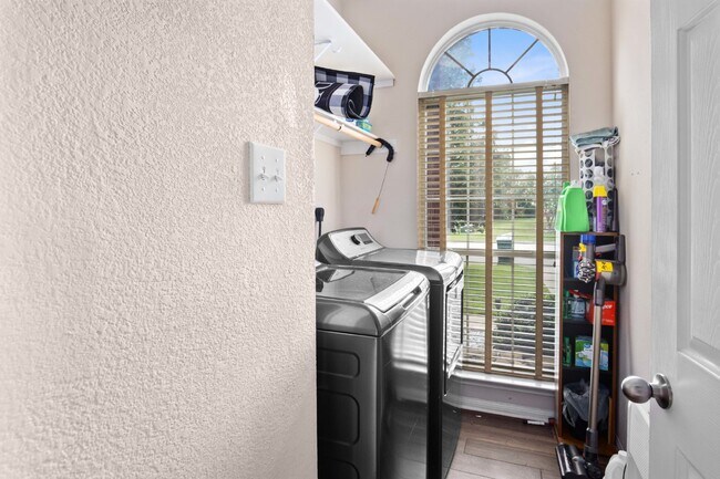 Building Photo - "FREE 2 WEEKS RENT! Spacious 4-Bedroom Oasis with 3.5 Baths at Harker Heights - 3,070 Sq Ft of Co...