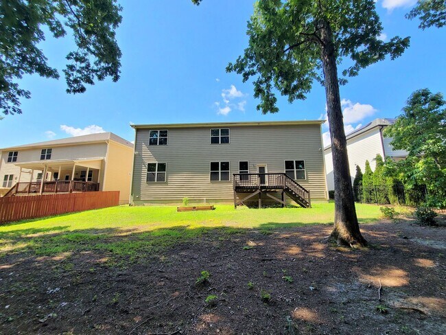 Building Photo - 109 Highland Mist Cir