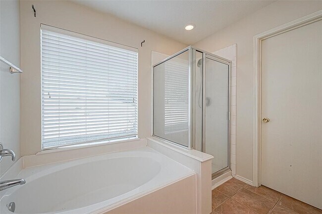 Building Photo - 6835 Brighton Hill Ln