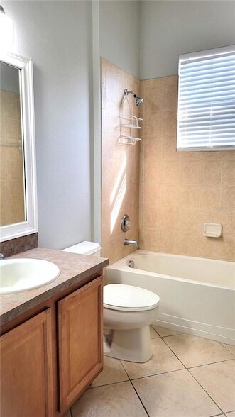 Building Photo - 421 Holly Fern Trl