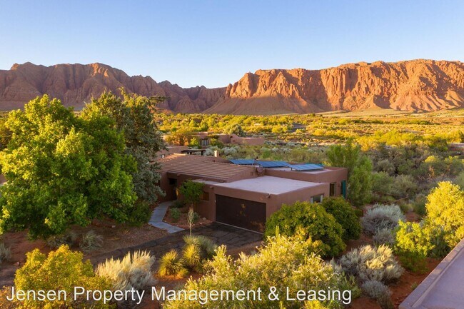 Building Photo - 3 br, 2 bath House - 712 N. Wisteria Way