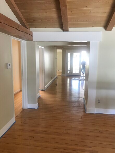 Building Photo - 21216 Velicata St
