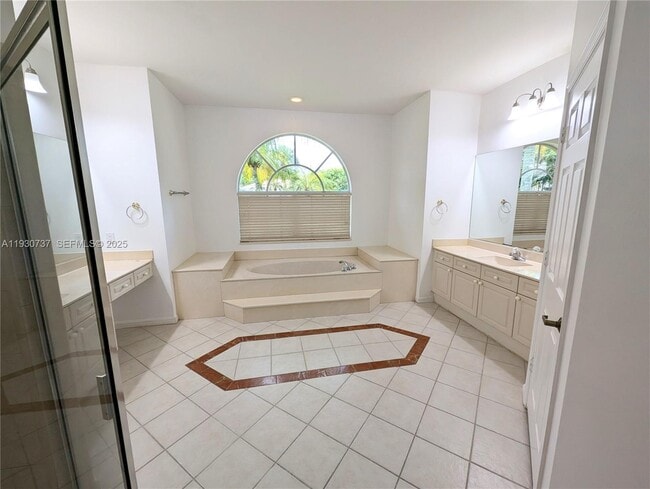 Building Photo - 3937 Nighthawk Dr