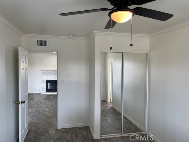 Building Photo - 6441 San Diego Dr