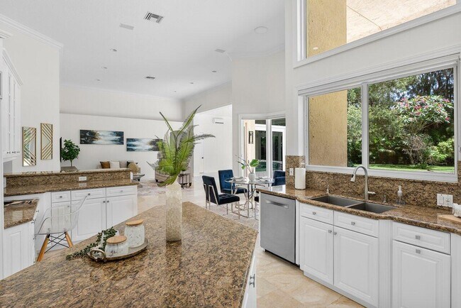Building Photo - 16164 Bridlewood Cir