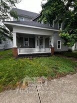 Building Photo - 603 S Main St