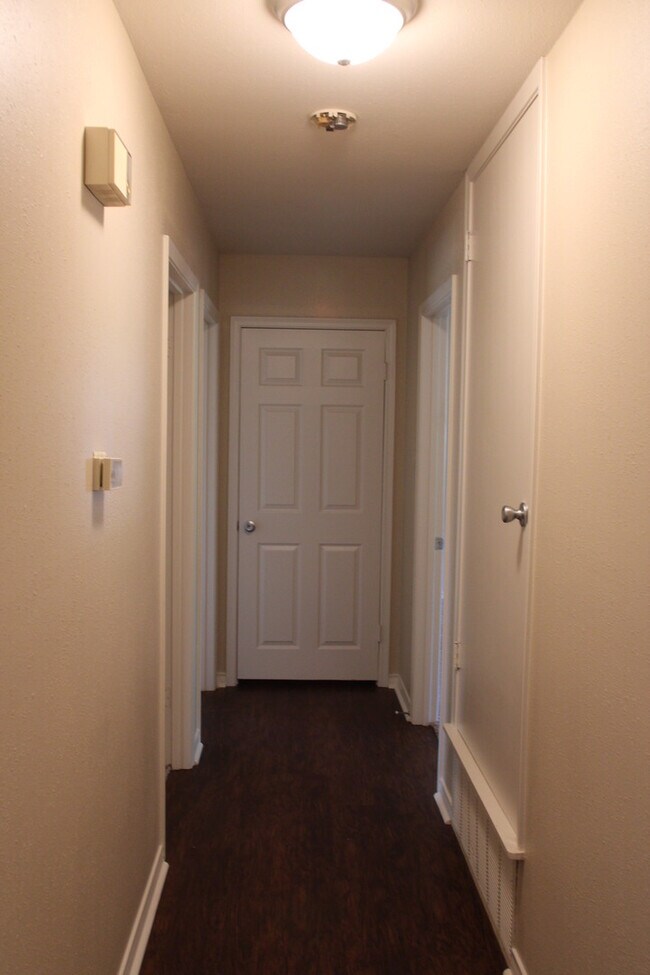 Building Photo - 3012 Tower Dr